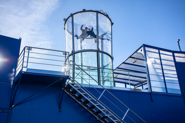 Indoor Skydiving: DreamFly Porto
